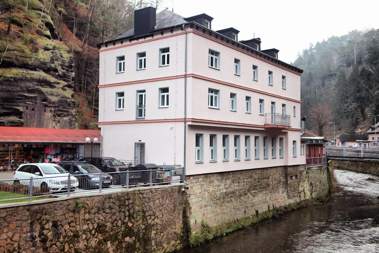 Hotel Kotva Hřensko Exterior foto